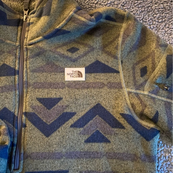 The North Face Gordon Lyons Novelty 1/4 zip - Picture 2 of 9